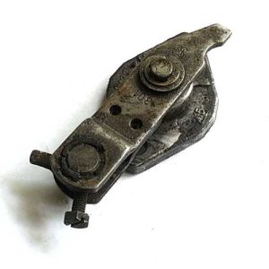 Bosch VE closing cover and advance lever shaft 1465530400 USED